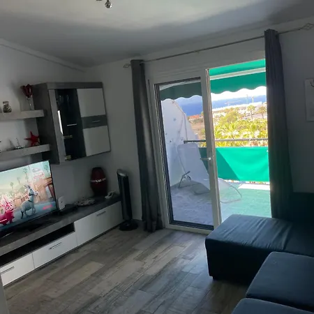 Floor Penthouse With Ocean View & Pool - Poseidon דירה *