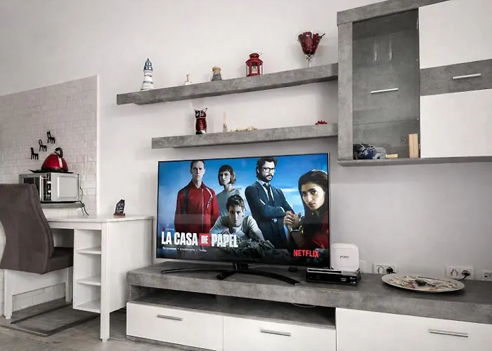 Floor Penthouse With Ocean View & Pool - Poseidon